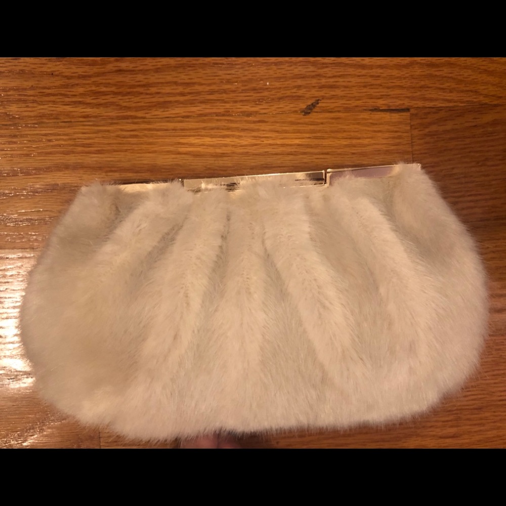 La Regale Haven Fur Pouch Clutch